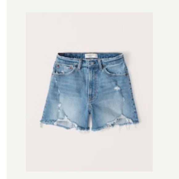 [29] NWOT - ABERCROMBIE Curve Love High Rise 4” Mom Shorts - Picture 1 of 9